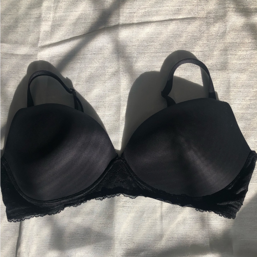 New Victoria Secret Bra